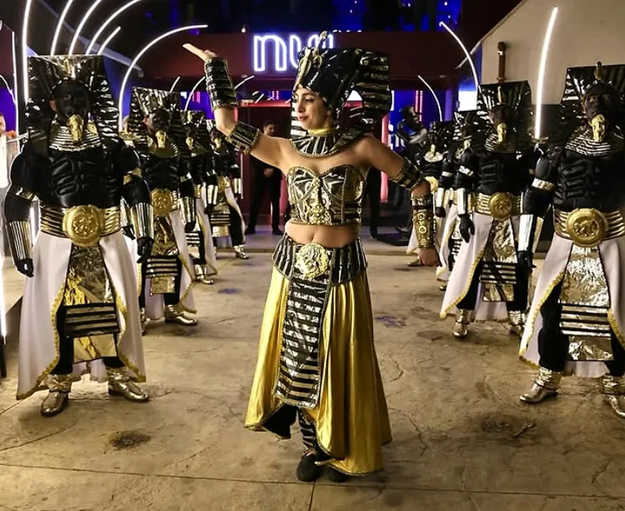 LED Mascots & Entertainment - Characters & LED Mascots in Lebanon by Paradream Events, photo 12